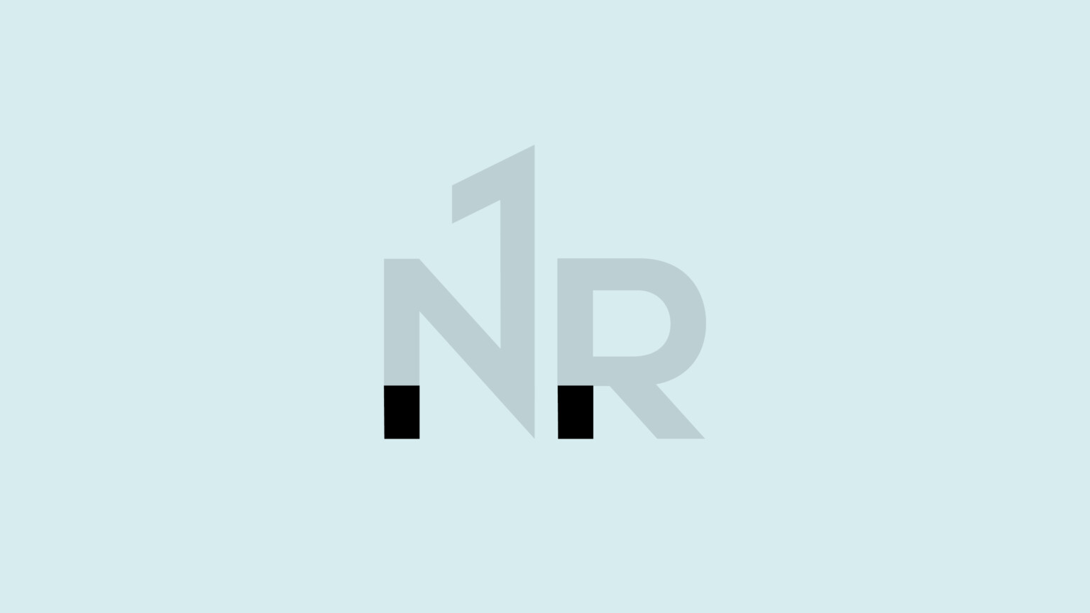 Logo for NR1 Trafikkskole i grått